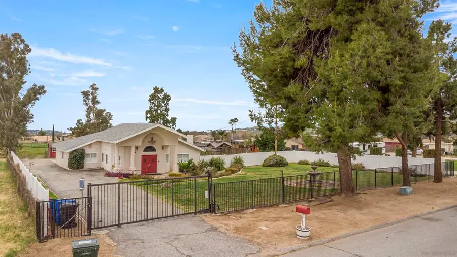 12730 8th St, Yucaipa, CA 92399 - #3