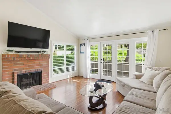 5571 Adobe Falls Rd #D, San Diego, CA 92120