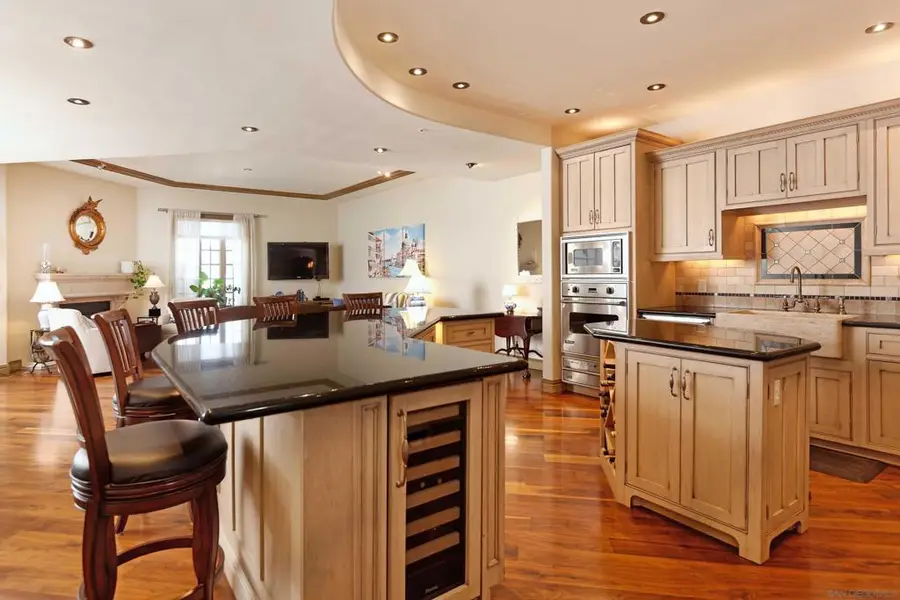 120 C Ave #205, Coronado, CA 92118 - #3