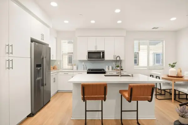 1118 Via Lucero, Oceanside, CA 92056