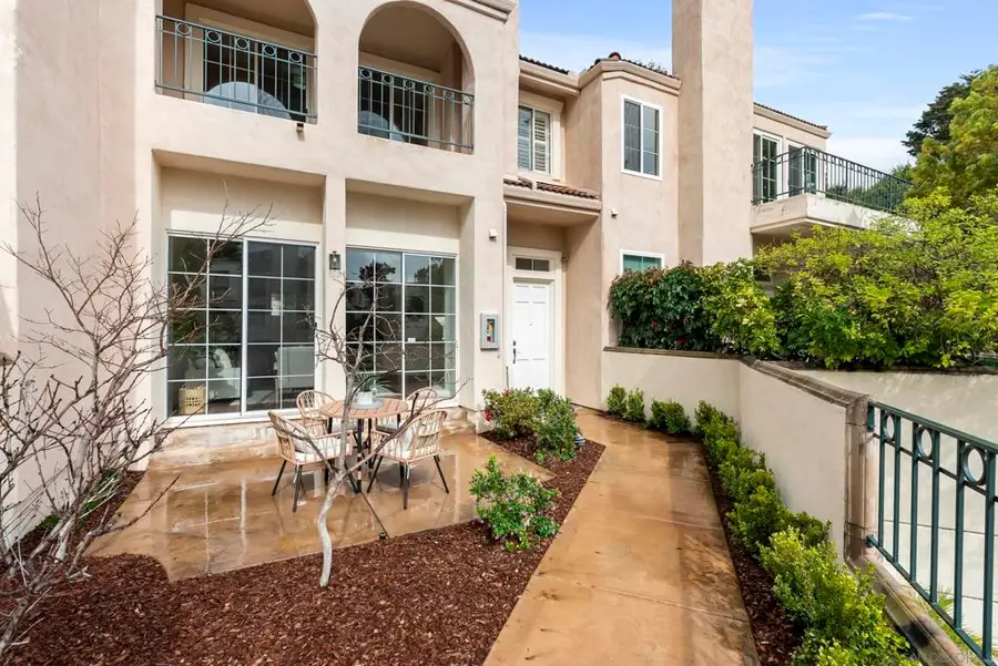 5123 Renaissance Ave #C, San Diego, CA 92122 - #2