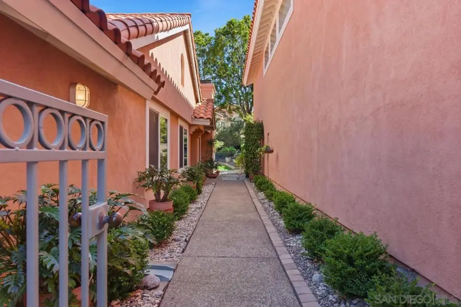 11582 Caminito Corriente, San Diego, CA 92128 - #3