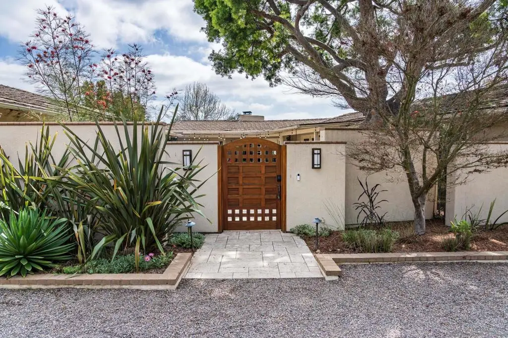 5725 Loma Verde Dr, Rancho Santa Fe, CA 92067 - #1