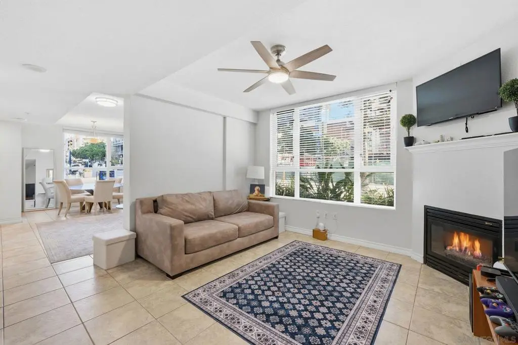 1240 India #111, San Diego, CA 92101 - #1