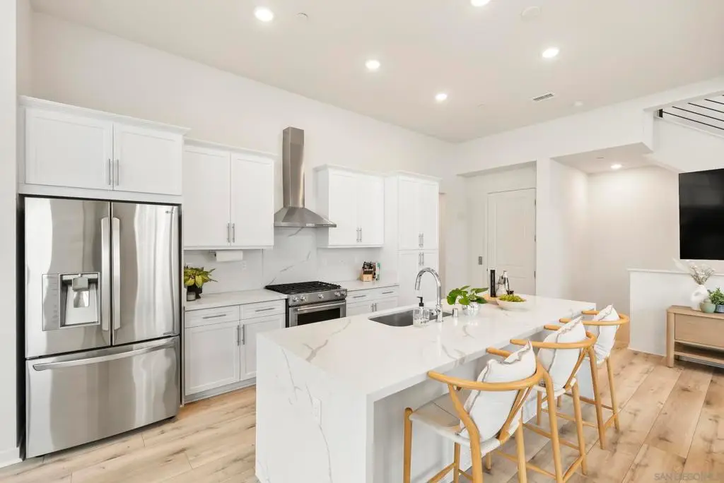 2049 Bravo Loop #5, Chula Vista, CA 91915 - #1