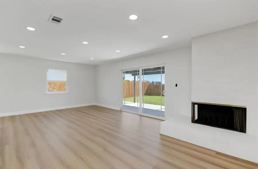 8375 Lake Ben Ave, San Diego, CA 92119 - #2