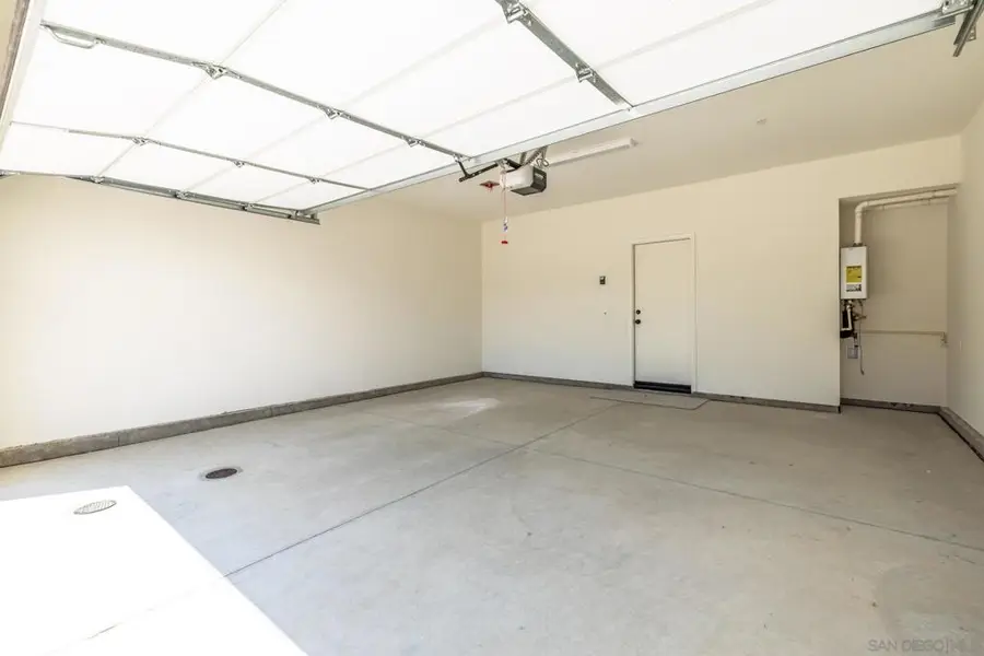 3214 Winlow St, San Diego, CA 92105 - #2