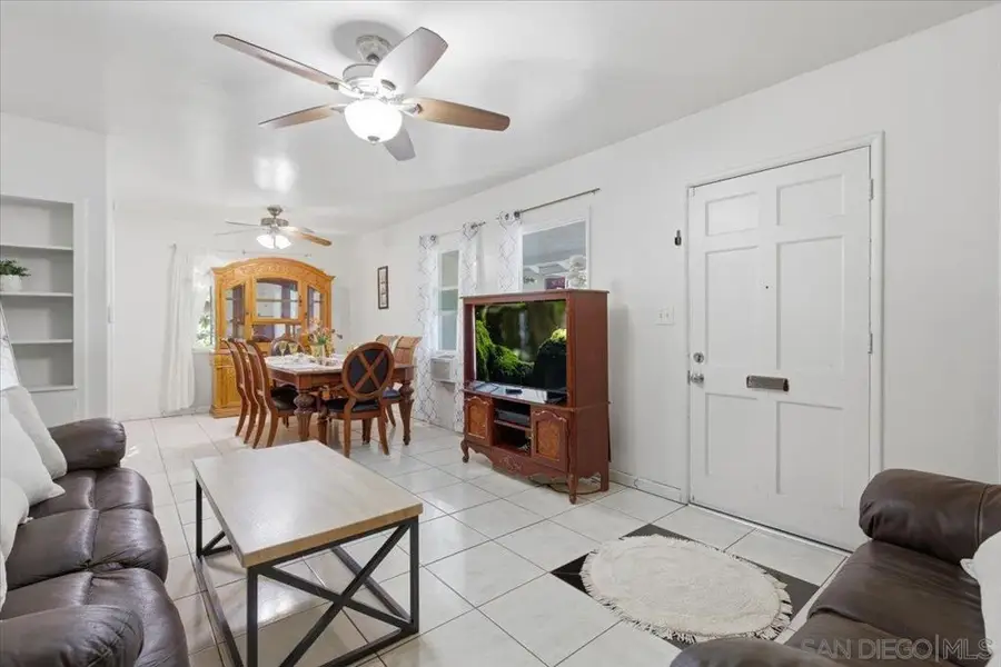 5549 Dream St, San Diego, CA 92114 - #3