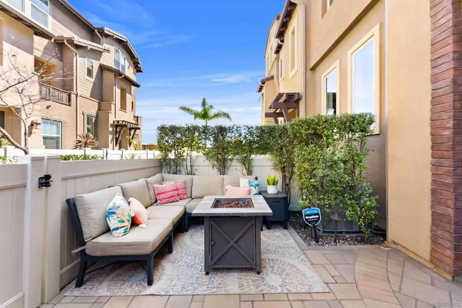 1291 Via Lucero, Oceanside, CA 92056 - #3