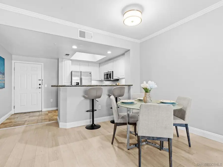 9263 Regents Rd #B302, La Jolla, CA 92037 - #3