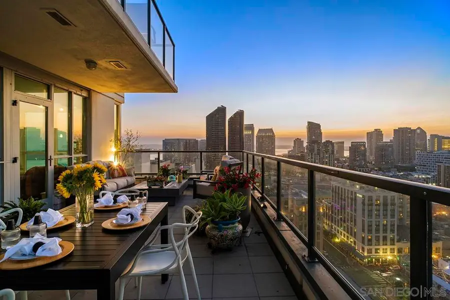 325 7th Avenue #2104, San Diego, CA 92101 - #2