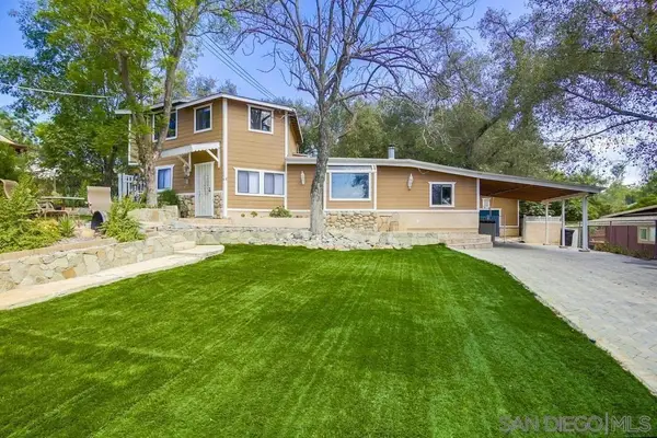 124 South Ln, El Cajon, CA 92021