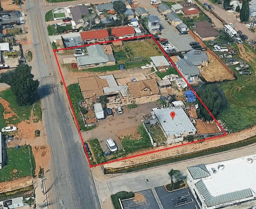 917 N 1st St, El Cajon, CA 92021 - #3