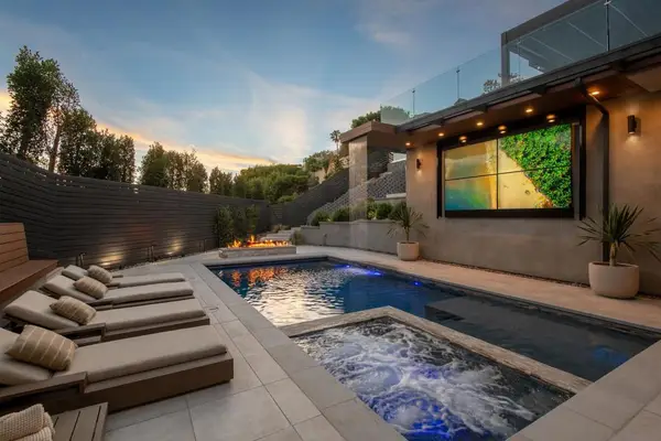 5780 Rutgers Road, La Jolla, CA 92037