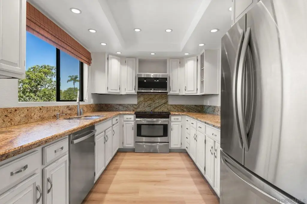 835 E Ave #B, Coronado, CA 92118 - #1