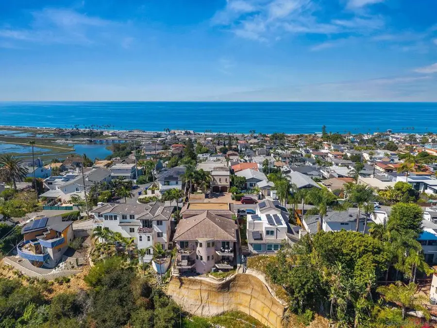 2483 Oxford Ave, Cardiff By The Sea, CA 92007 - #2