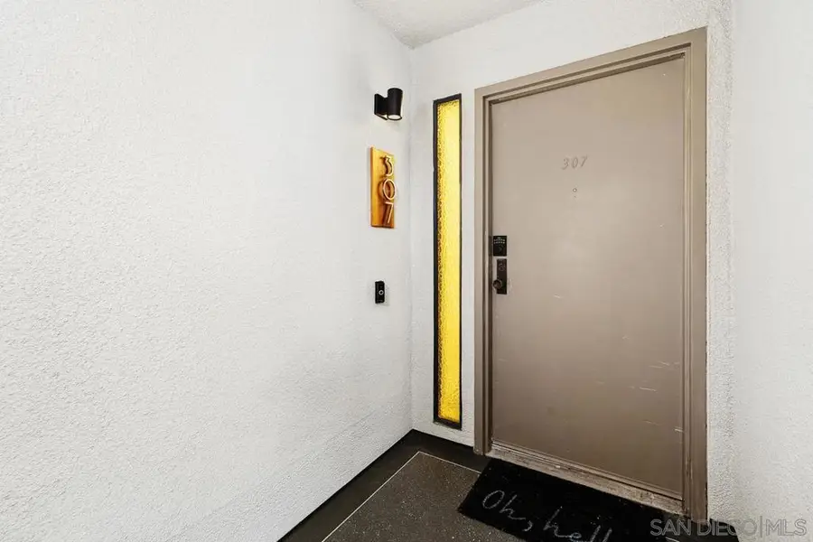 7550 Eads Ave #307, La Jolla, CA 92037 - #3