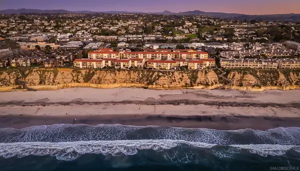 Address Withheld By Seller, Solana Beach, CA 92075