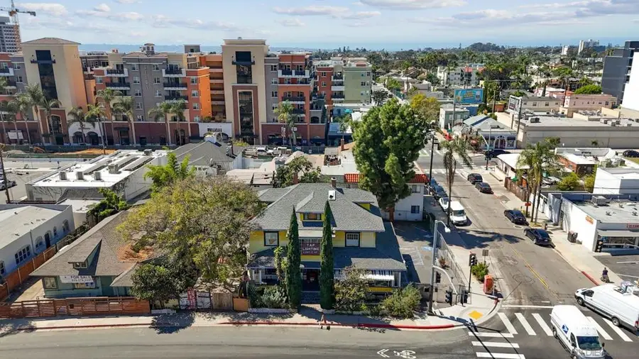 3690 6th Ave, San Diego, CA 92103 - #2