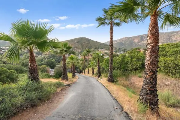 634 Silverbrook Dr, El Cajon, CA 92019