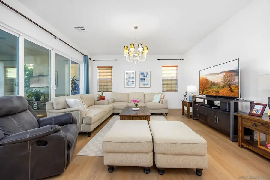 1818 Santa Christina Ave, Chula Vista, CA 91913 - #2