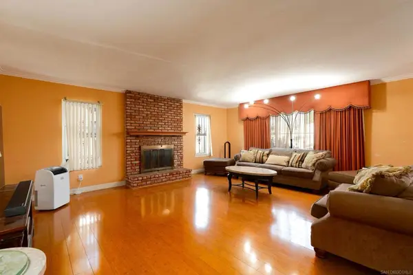 10448 Glenellen Avenue, San Diego, CA 92126