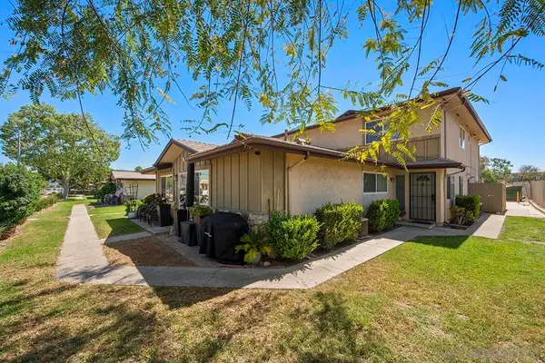 9837 Mission Gorge #3, Santee, CA 92071