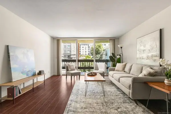 3825 Centre #24, San Diego, CA 92103