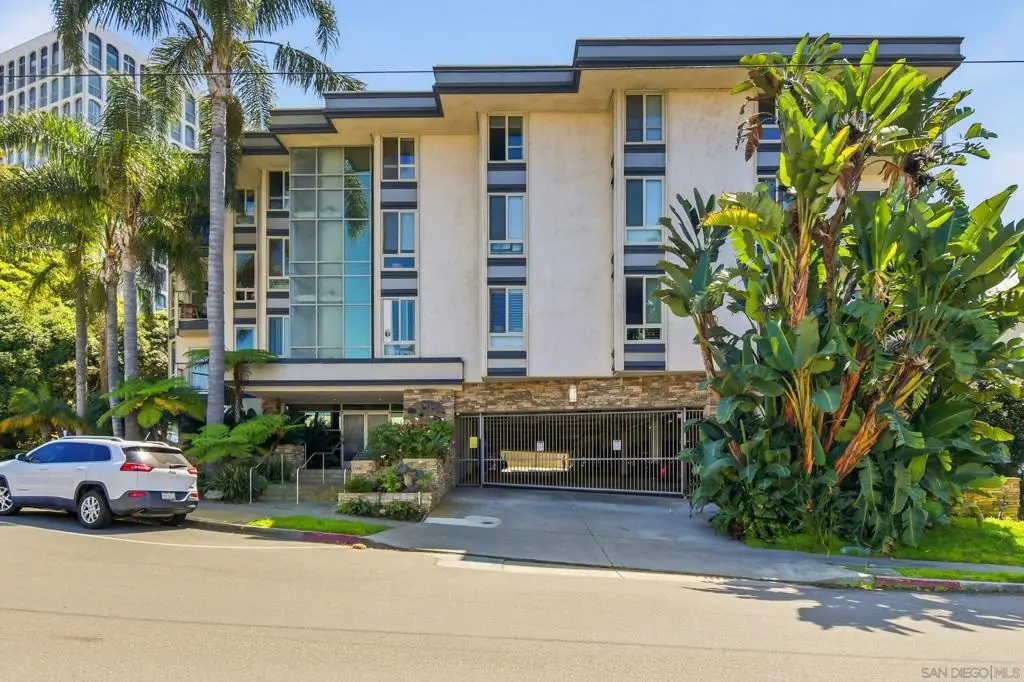 935 Genter #305, La Jolla, CA 92037 - #1