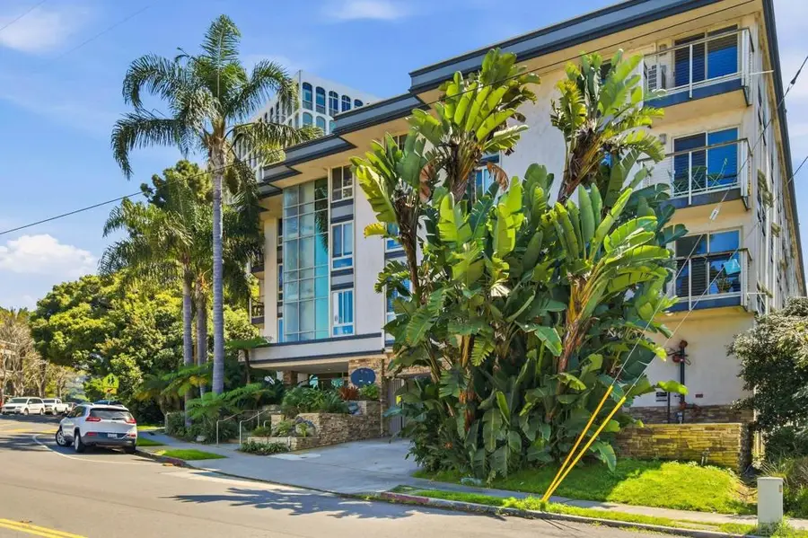 935 Genter #305, La Jolla, CA 92037 - #2