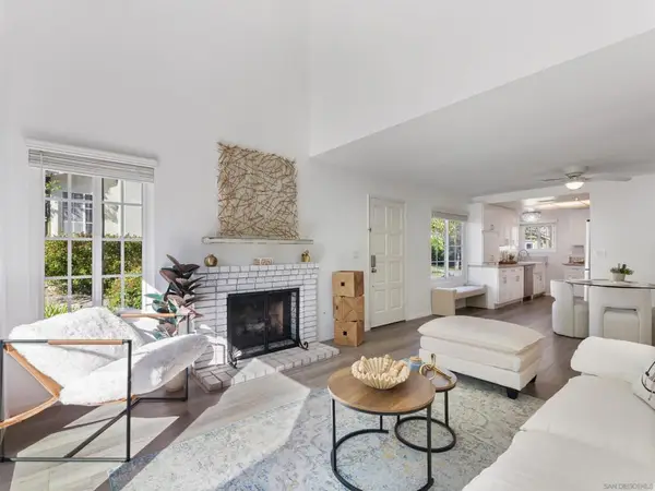 2835 Hillsboro Ct, Carlsbad, CA 92010