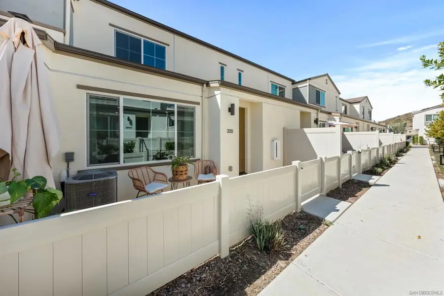 320 Satsuma Trail, Fallbrook, CA 92028 - #2