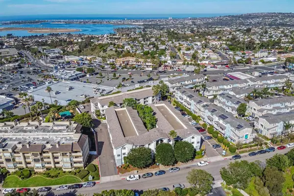 3020 Cowley Way #104, San Diego, CA 92117