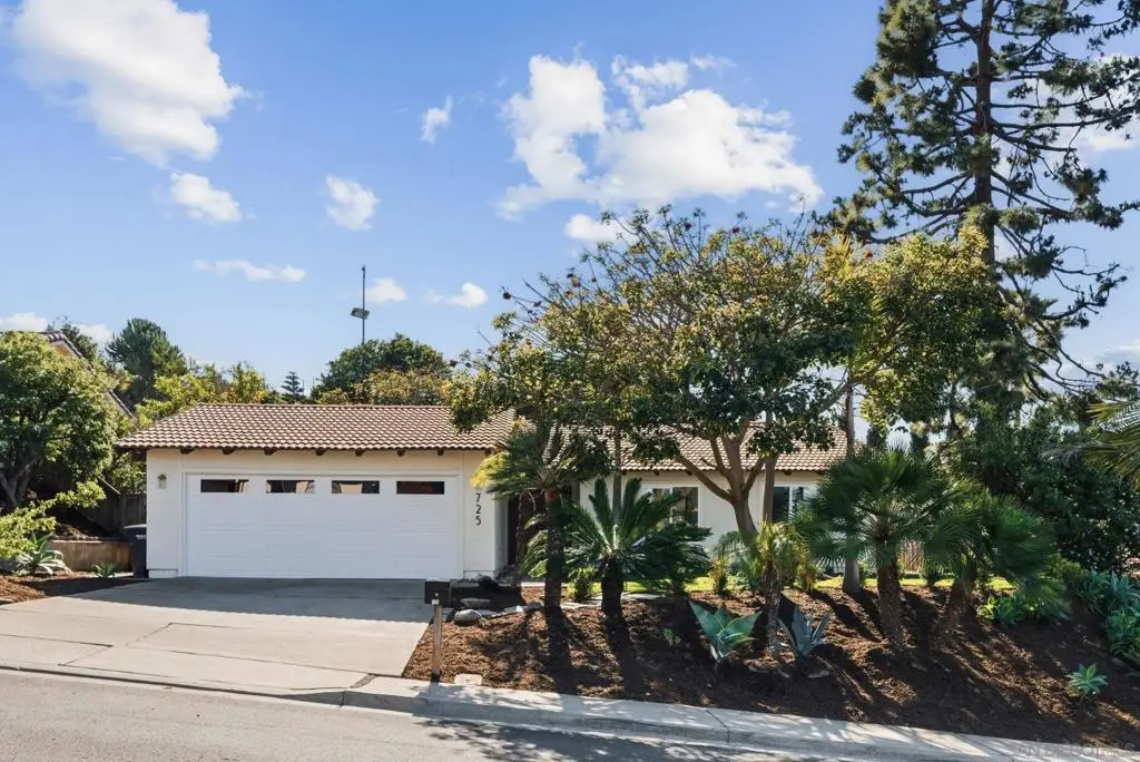 725 Santa Florencia, Solana Beach, CA 92075 - #1