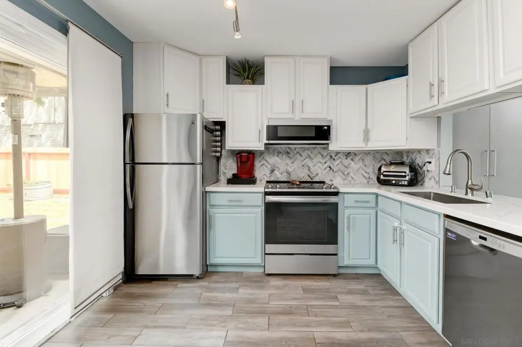 437 Ridgeway Ct, Spring Valley, CA 91977 - #1