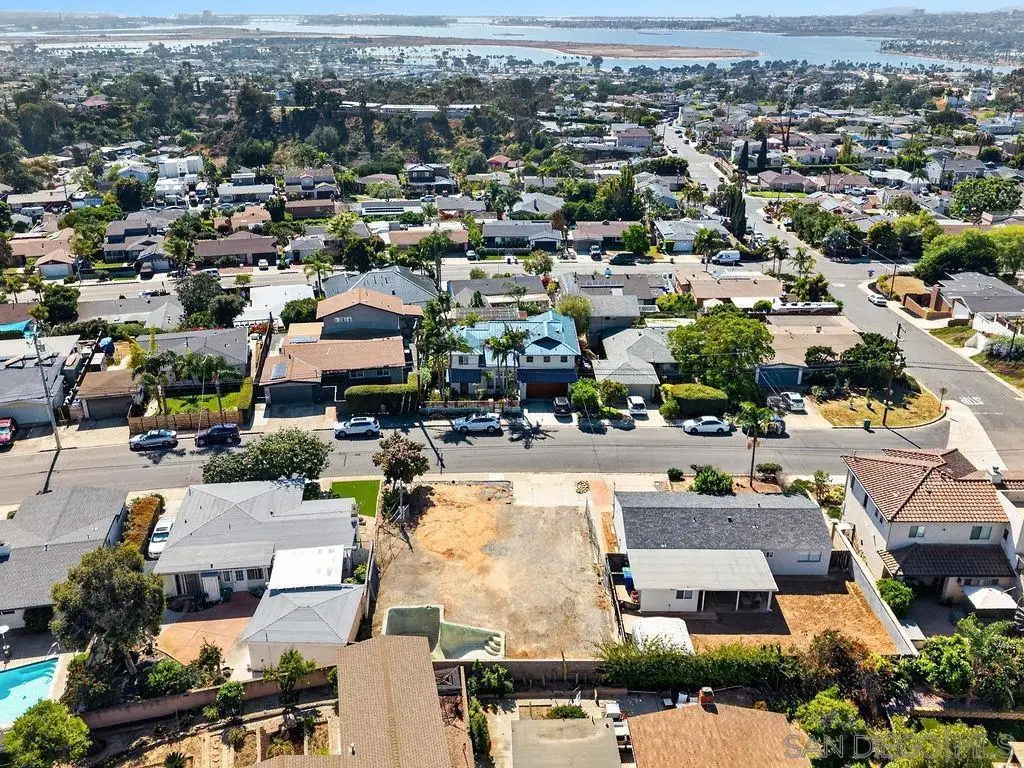2545 Deerpark, San Diego, CA 92110 - #1