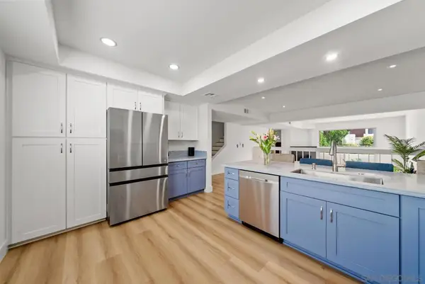 7410 Caminito Carlotta, San Diego, CA 92120