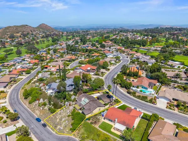 17768 Sintonte Dr, San Diego, CA 92128