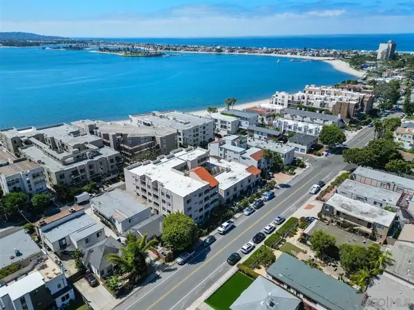 1225 Pacific Beach Drive #2E, San Diego, CA 92109