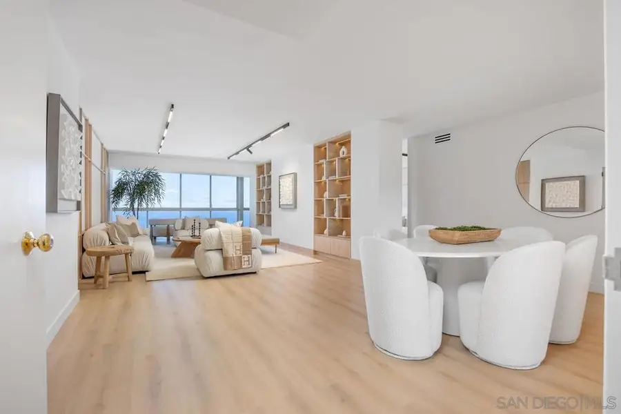 939 Coast #17D, La Jolla, CA 92037 - #3