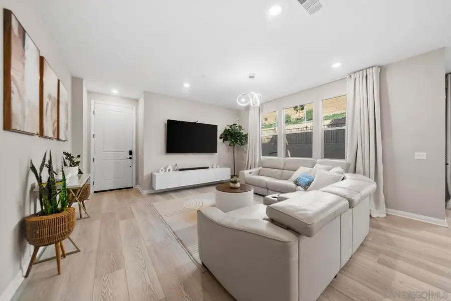 2208 Trevi Cir, Chula Vista, CA 91913 - #3