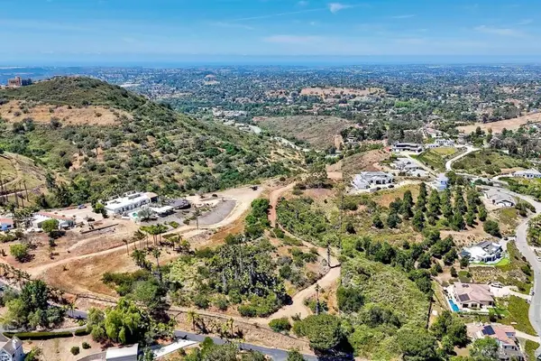 0 Buena Creek Rd, Vista, CA 92084