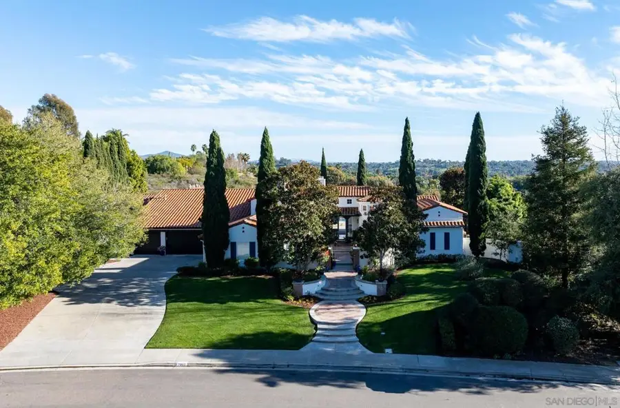 7992 Paseo Esmerado, Carlsbad, CA 92009 - #2
