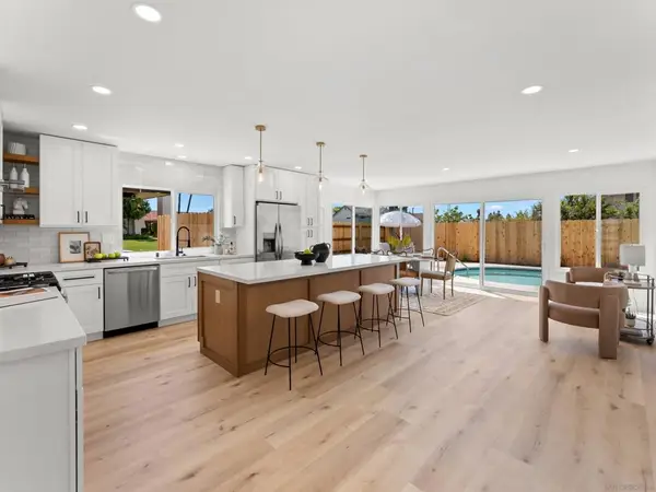 11095 Delphinus Way, San Diego, CA 92126