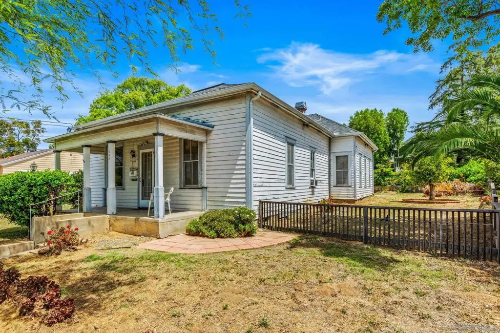 544 S Juniper Street, Escondido, CA 92025 - #1