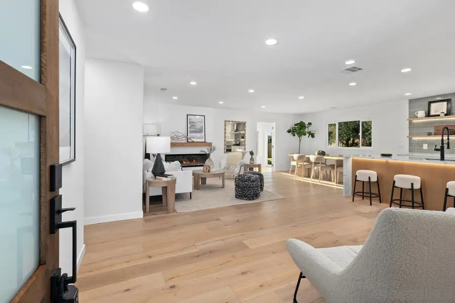 3002 Courser, San Diego, CA 92117 - #3