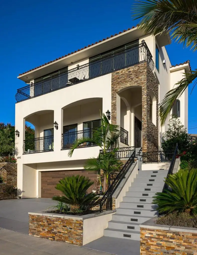 1092 Evergreen Street, San Diego, CA 92106 - #2