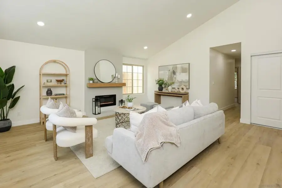 8436 Borealis, San Diego, CA 92126 - #3