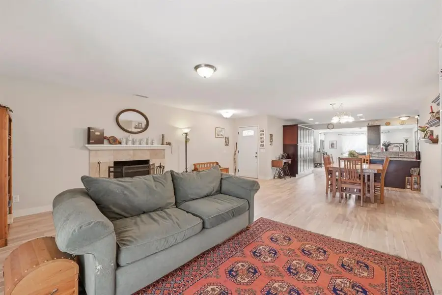 15377 Andorra Way, San Diego, CA 92129 - #3