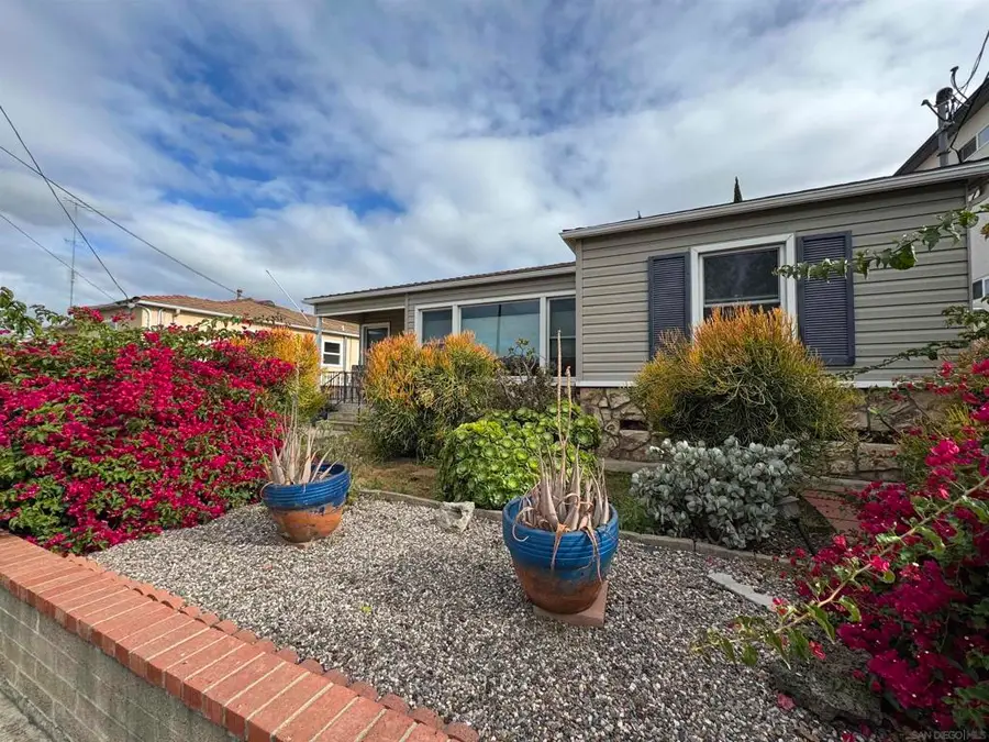 6233 Stewart, San Diego, CA 92115 - #2